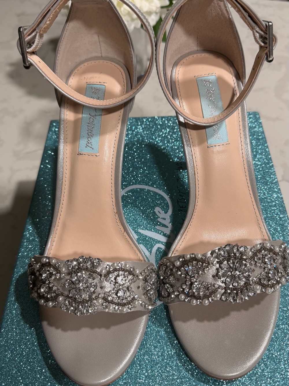 Elegant Silver Embellished Heels - Picture 14 of 14